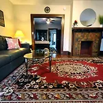 Spacious Frontier Park Apartment